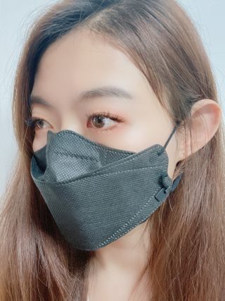 에버그린 순면 끈조절 KF80 마스크 - 화이트/블랙 컬러 대형 - 10매 — 5점을 준 리뷰어가 2021년 7월 올린 사용 사진