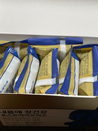 서울약사신협_내몸애장건강포스트바이오틱스_5gx100포 — 5점을 준 리뷰어가 2021년 10월 올린 사용 사진