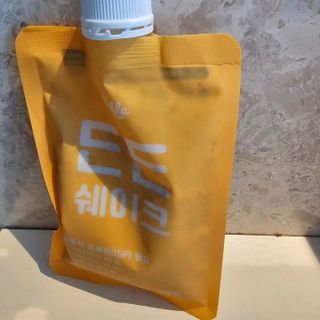 [덜다] 든든 식물성 단백질 쉐이크 40g X 7입 (곡물/딸기) — 5점을 준 리뷰어가 2023년 8월 올린 사용 사진