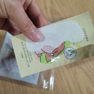 세뚜아(Cettua) 세뚜아 스티키 포어 패치 Cettua Sticky Pore Patch — 5점을 준 리뷰어가 2023년 11월 올린 사용 사진