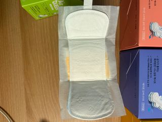 에어퀸 뉴브레스 유기농 생리대 4종 (팬티라이너 20P + 중형 10P + 대형 10P + 오버나이트 8P)_체험단 — 5점을 준 리뷰어가 2024년 6월 올린 사용 사진