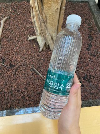 닥터유 제주용암수 닥터유 용암수 — 5점을 준 리뷰어가 2021년 8월 올린 사용 사진