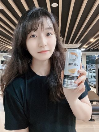 셀시어스 오리지널 325ml 에너지 비타민 피트니스 드링크(24can) 다이어트 음료 — 5점을 준 리뷰어가 2022년 5월 올린 사용 사진