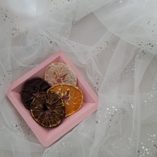 프루낵 제주감귤 초코5봉입 4종(화이트초코,다크초코,요구르트초코,콜라초코)  24g(4.8*5봉입) — 5점을 준 리뷰어가 2022년 11월 올린 사용 사진