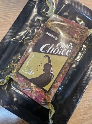 *구매평/프레시지 Chois choice 부채살 시즈닝 스테이크 180g — 5점을 준 리뷰어가 2025년 10월 올린 사용 사진