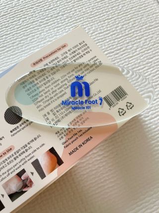 미라클풋 유리발각질제거기 물없이 쓱싹쓱싹 몇번만에 발각질 완벽제거 — 5점을 준 리뷰어가 2021년 9월 올린 사용 사진