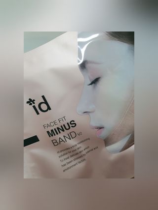 아이디플라코스메틱 아이디 페이스핏 마이너스 밴드 v2 — 5점을 준 리뷰어가 2021년 10월 올린 사용 사진