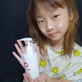 아토캐논(ATO CANNON) 아토캐논 고보습 바디로션 200ml — 5점을 준 리뷰어가 2022년 12월 올린 사용 사진