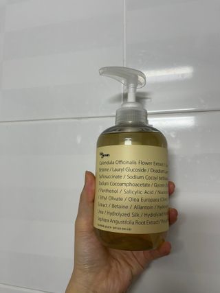 빅그린 안티 헤어로스 탈모 카렌듈라 바이옴 샴푸 500ml (지성두피용) — 5점을 준 리뷰어가 2022년 7월 올린 사용 사진