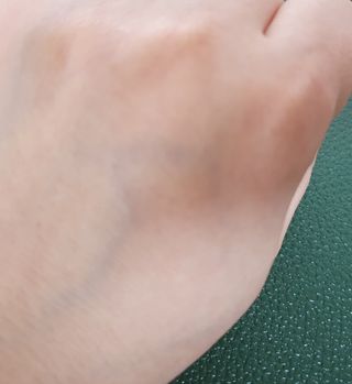 레드투래드 센서티브 어메이징 앰플 30ml — 5점을 준 리뷰어가 2021년 11월 올린 사용 사진