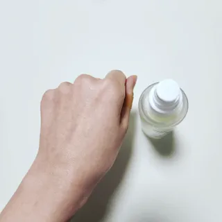 오투에니원 화이트스완 센텔라 루미너스 미스트 세럼 100ml — 5점을 준 리뷰어가 2023년 1월 올린 사용 사진