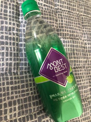 몽베스트 Montbest with Sparkling water Lime20병 — 5점을 준 리뷰어가 2022년 5월 올린 사용 사진