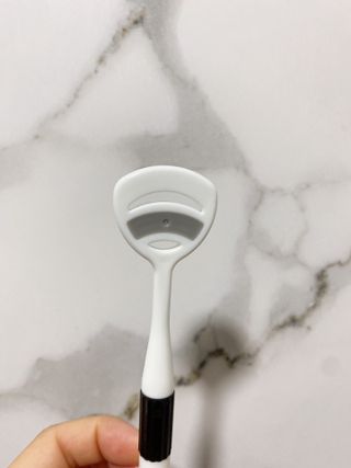 크리오 클리어스 혀백태제거 구취관리 혀클리너 — 5점을 준 리뷰어가 2021년 3월 올린 사용 사진