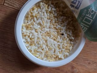 [구매평]양반 동원 양반 100밥 현미밥, 130g, 12개 — 5점을 준 리뷰어가 2025년 5월 올린 사용 사진