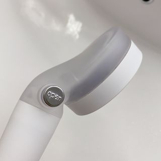 바디빔 더블클린 비타 샤워기 — 5점을 준 리뷰어가 2021년 7월 올린 사용 사진