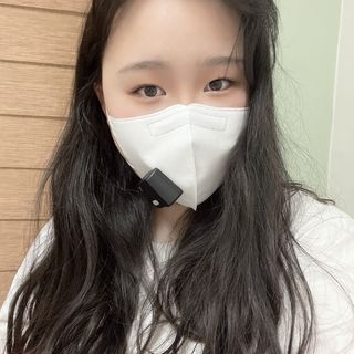 주식회사 휴레브 Cool Fit(마스크 공기 순환 장치) — 4점을 준 리뷰어가 2022년 11월 올린 사용 사진
