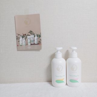 mom e 맘이 내추럴 베이비 케어 샴푸앤바스+로션 — 3점을 준 리뷰어가 2021년 1월 올린 사용 사진