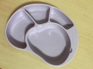 유비맘 캐릭터 실리콘 흡착 식판_색상 랜덤발송 — 5점을 준 리뷰어가 2020년 12월 올린 사용 사진