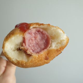 오마뎅 한우핫도그 — 5점을 준 리뷰어가 2021년 5월 올린 사용 사진