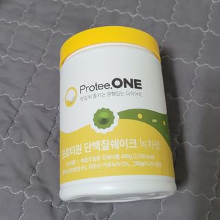 프로티원 단백질쉐이크 녹차맛 2주분 1통+보틀 — 5점을 준 리뷰어가 2021년 5월 올린 사용 사진