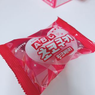 롯데제과 ABC초코쿠키 핑크베리 — 5점을 준 리뷰어가 2021년 2월 올린 사용 사진