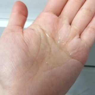 썸헤어 / SUMHAIR 썸헤어 실키 테라피 헤어 에센스 — 3.5점을 준 리뷰어가 2021년 5월 올린 사용 사진