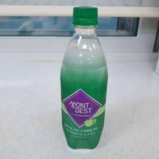 몽베스트 Montbest with Sparkling water Lime20병 — 5점을 준 리뷰어가 2022년 8월 올린 사용 사진