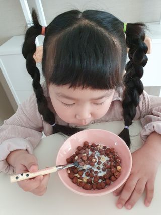 오!그래놀라팝 현미아몬드 — 5점을 준 리뷰어가 2022년 4월 올린 사용 사진
