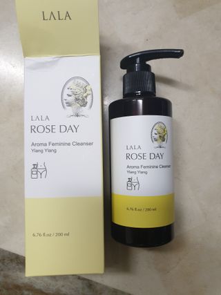 라라로즈데이 시즌2 여성청결제 200ml 아로마 페미민 클렌저, 독일더마인증 — 5점을 준 리뷰어가 2021년 9월 올린 사용 사진