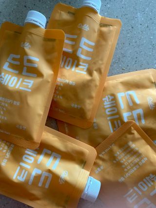 [덜다] 든든 식물성 단백질 쉐이크 40g X 7입 (곡물/딸기) — 5점을 준 리뷰어가 2023년 8월 올린 사용 사진