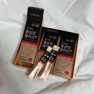 서울약사신협_투데이홍삼정플러스스틱_10g x 30포 — 5점을 준 리뷰어가 2021년 2월 올린 사용 사진