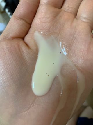 산수시 데포 세럼 수분 물광 비타민 에센스 50ml 기초화장품 — 4.5점을 준 리뷰어가 2021년 6월 올린 사용 사진
