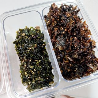 하나마이 [마마쿡] 전 청와대 천상현 셰프의 밑반찬  5종세트(소고기 장조림+연근조림+진미채+간장김자반+새우김자반) — 5점을 준 리뷰어가 2023년 4월 올린 사용 사진