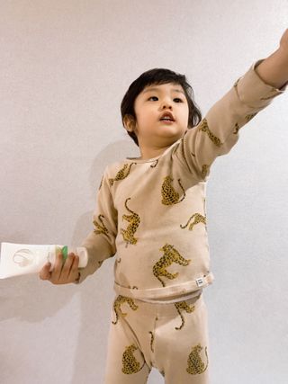 mom e 맘이 내추럴 베이비 케어 크림+바디오일 — 3.5점을 준 리뷰어가 2021년 1월 올린 사용 사진