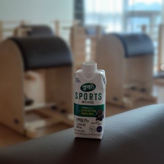 셀렉스스포츠 셀렉스 스포츠 웨이 프로틴 초콜릿 _ 330ml x 12팩 — 5점을 준 리뷰어가 2021년 3월 올린 사용 사진