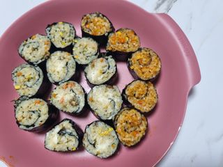 해풀잎 누구나 김밥*1ea [(혼합야채 35g *1ea,  김밥김 (5g, 5ea),  양념간장 (6g, 5ea), 참기름(5g, 2ea)] — 5점을 준 리뷰어가 2022년 7월 올린 사용 사진