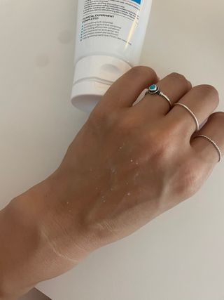 랑벨 수퍼내츄럴 아쿠아 수딩 크림 100ml — 5점을 준 리뷰어가 2022년 7월 올린 사용 사진