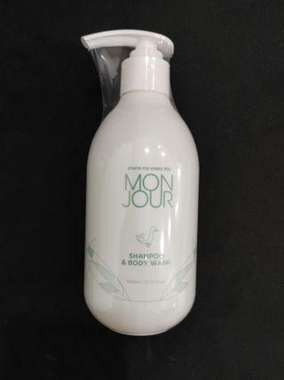 토박스코리아 몽쥬르 유아 샴푸앤워시 300ml — 5점을 준 리뷰어가 2021년 4월 올린 사용 사진