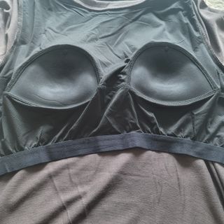 아르보노브라 아르보노 10color 데일리 반팔 노브라티 — 4점을 준 리뷰어가 2022년 5월 올린 사용 사진