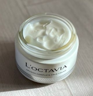 록타비아 Artisan Complete Face Cream — 5점을 준 리뷰어가 2023년 11월 올린 사용 사진