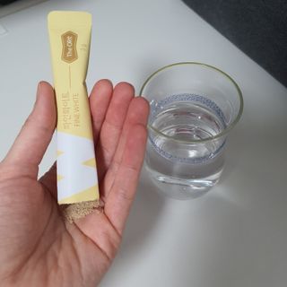 디오르 파인화이트 — 5점을 준 리뷰어가 2022년 2월 올린 사용 사진