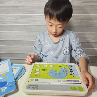 크레타탭 차세대 사고력 유아수학 학습기 페이퍼 태블릿 — 5점을 준 리뷰어가 2023년 11월 올린 사용 사진