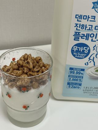 프리_[덴마크] 진하고 더 고소한 플레인 요거트 1.8L — 5점을 준 리뷰어가 2025년 5월 올린 사용 사진