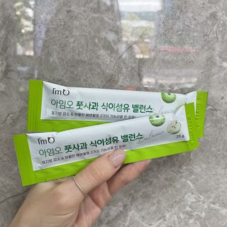 아임오 풋사과 식이섬유 밸런스 젤리 14포 — 5점을 준 리뷰어가 2021년 10월 올린 사용 사진