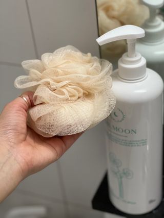 [닥터문] 센텔라 시카케어 화이트머스크 바디워시 1000ml — 4.5점을 준 리뷰어가 2023년 6월 올린 사용 사진