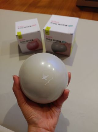 트라택 쿠셔닝 웨이트볼 0.5kg + 1kg SET — 4점을 준 리뷰어가 2022년 6월 올린 사용 사진