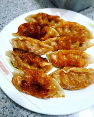 삼양냉동 [삼양] 얇은피불닭왕교자+얇은피까르보불닭왕교자 총4팩 — 5점을 준 리뷰어가 2021년 2월 올린 사용 사진