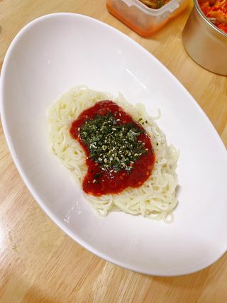 [한면원] 비빔국수 2인분 — 5점을 준 리뷰어가 2022년 8월 올린 사용 사진