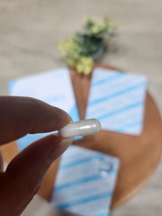 [지셀라] 프로바이오틱스 100억 유산균 보장 (1개월분 / 350mg X 30캡슐) — 5점을 준 리뷰어가 2023년 4월 올린 사용 사진
