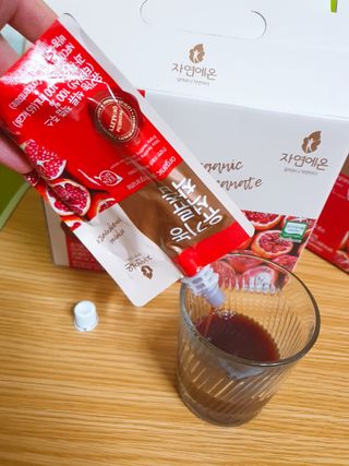 자연에온 유기농 석류 착즙 100mL 10개입 2BOX — 5점을 준 리뷰어가 2020년 12월 올린 사용 사진